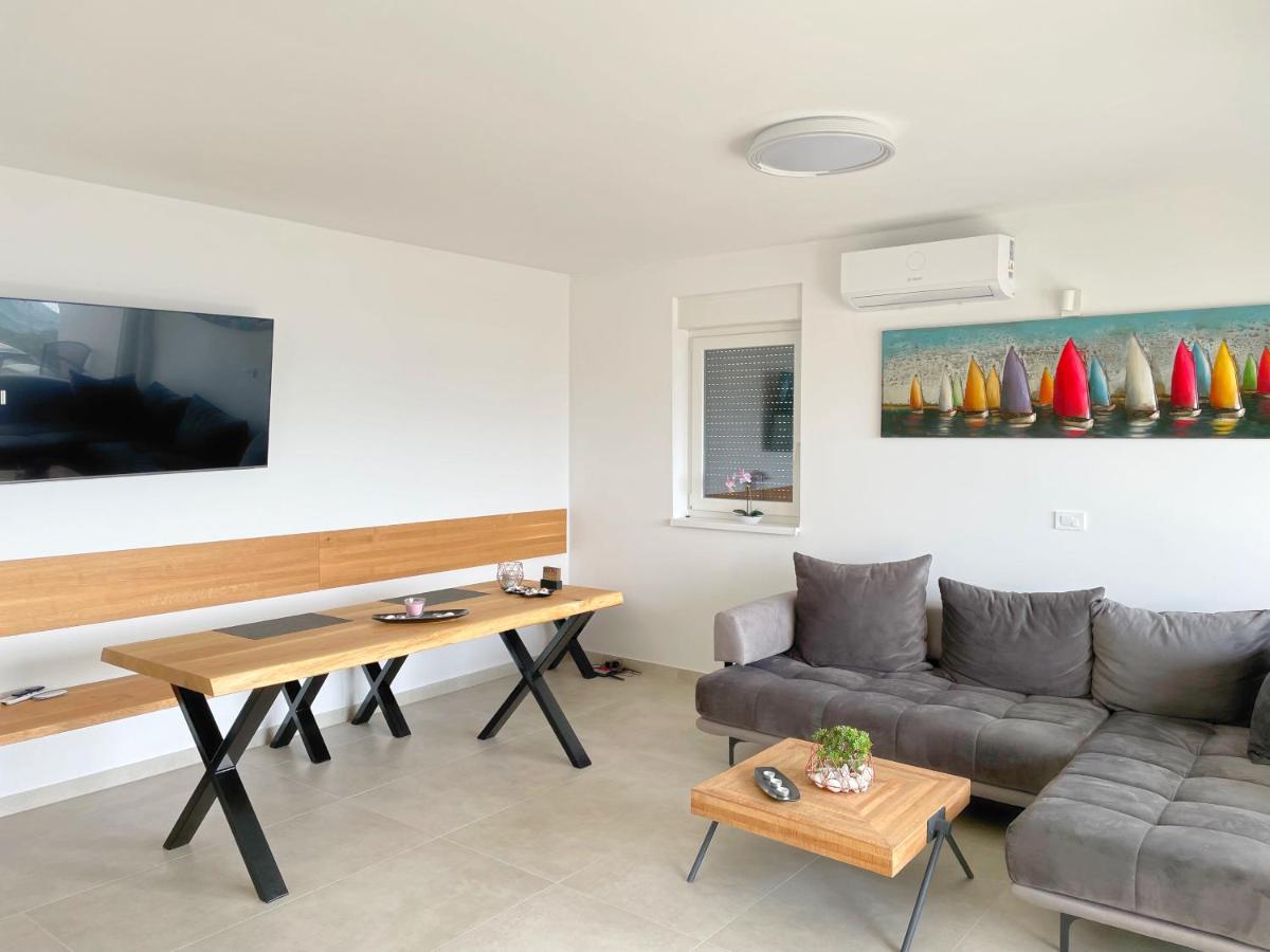 Sea View Mandre Apartment Exterior photo