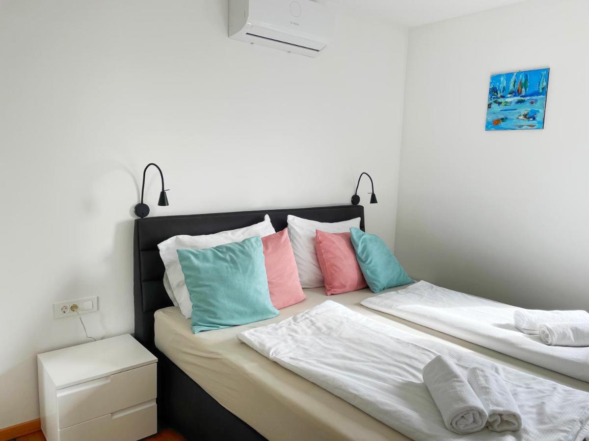 Sea View Mandre Apartment Exterior photo